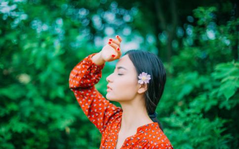 屬蛇女人命運與婚姻 生性冷淡的她們會怎麼樣