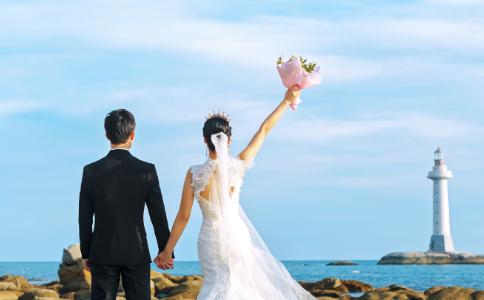 B血型女的幸福,與哪類型男更搭?