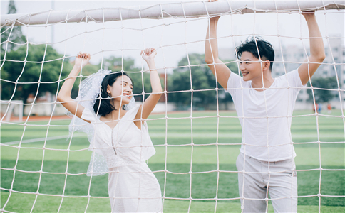 <b>塔羅測試:什麽樣的男人妳不能碰</b>