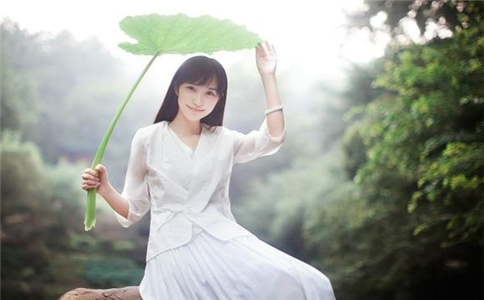 塔羅占蔔妳今年的愛情會充滿歡笑還是淚水
