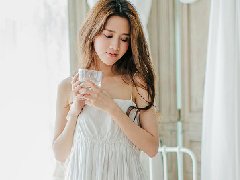 打算出门的人梦到土炕