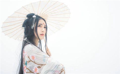 橫財億萬的出生日是什麽時候