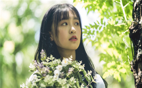 測友情,測妳落魄了朋友會落井下石嗎
