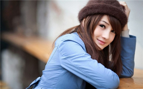<b>塔羅占蔔未來老公外形條件如何</b>