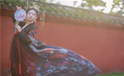 塔羅占蔔 妳的朋友對妳有不好的心思嗎