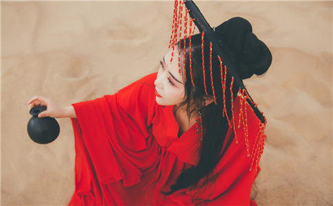 塔羅占蔔 妳該如何套路鐘意的TA