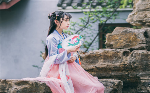 塔羅占蔔 妳的婚姻不可或缺的東西是什麽