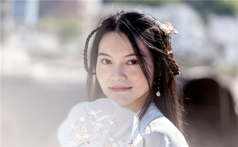 測試妳倒追的人值得妳付出嗎