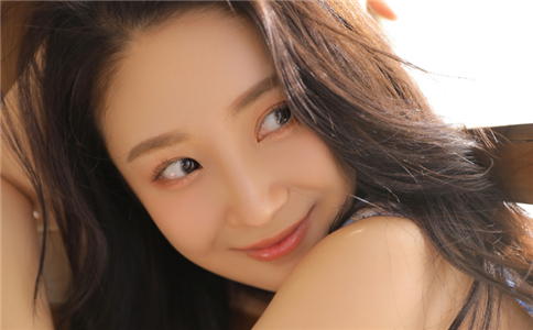 塔羅占蔔 妳以後的孩子會因為早戀被妳批評嗎