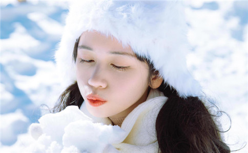 塔羅占蔔 分手後他會如何懷念妳