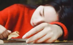 不幸的婚姻誤人一生 再是被這個纏上 那註定孤獨終老