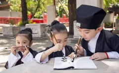 測算一生婚姻發現桃花氾濫的人 大多都有這些明顯特徵