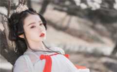 98城墻土命女幾月最好 夏季最旺