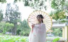 <b>塔罗测他会重新找我吗</b>
